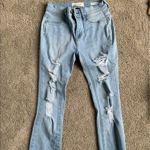 light washed jeans w/ holes